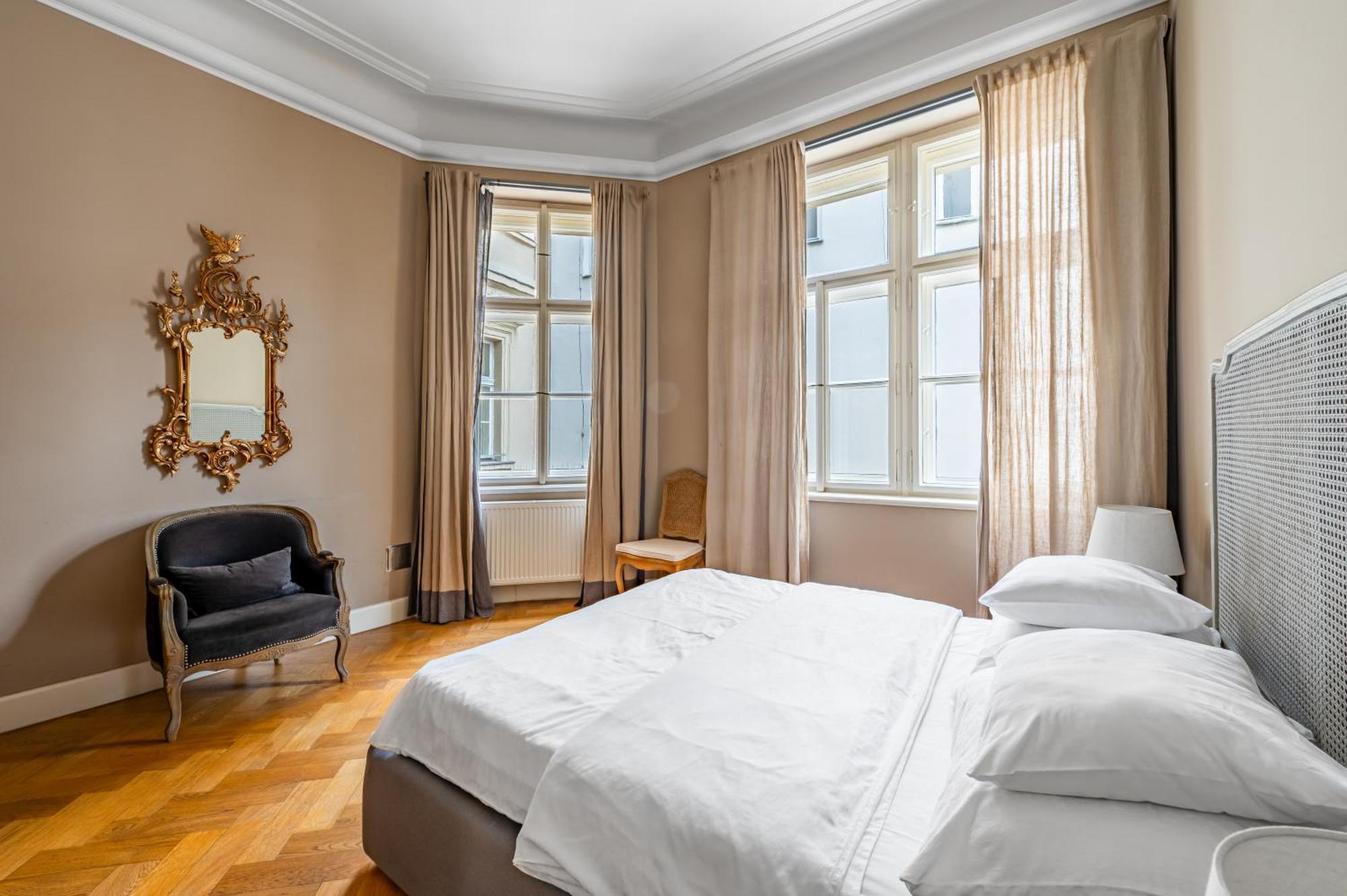 Hotel apartamentowy Malostranska 4*